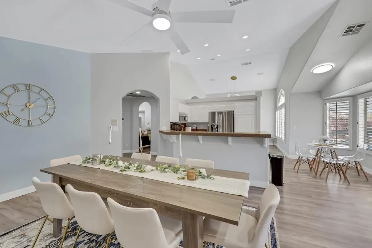 Newly Remodel 4Br With Gameroom And Free Heated Spa Great For Family Las Vegas États-Unis