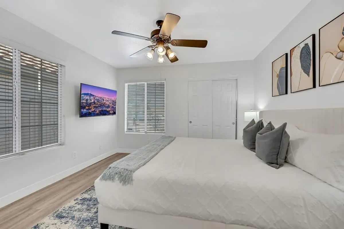 Newly Remodel 4Br With Gameroom And Free Heated Spa Great For Family Las Vegas