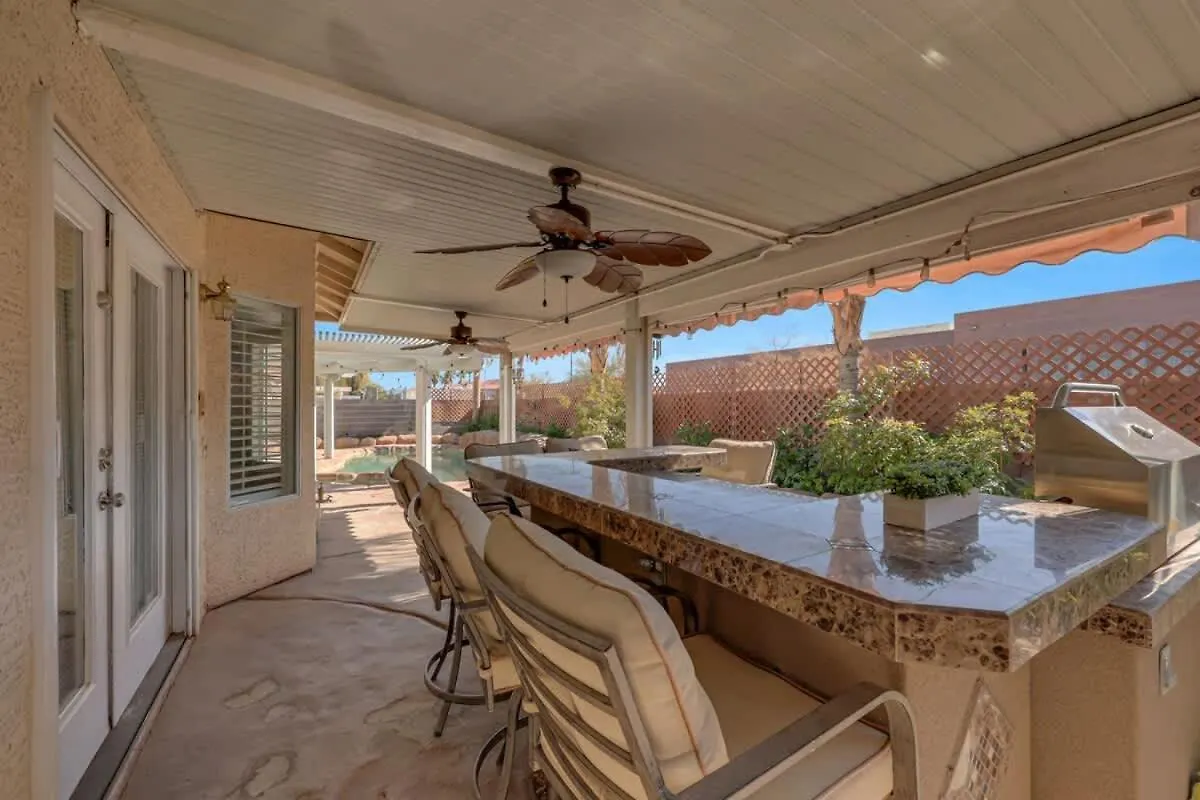 Hébergement de vacances Newly Remodel 4Br With Gameroom And Free Heated Spa Great For Family Las Vegas