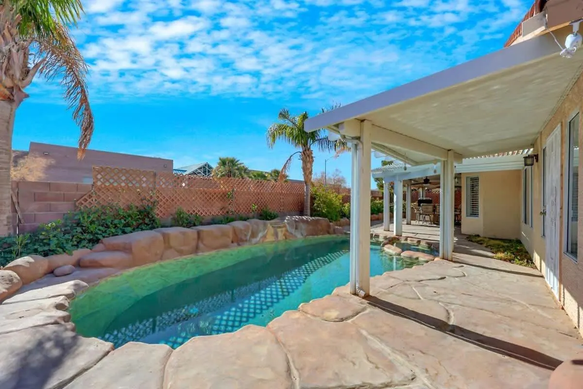 Newly Remodel 4Br With Gameroom And Free Heated Spa Great For Family Las Vegas 0*,