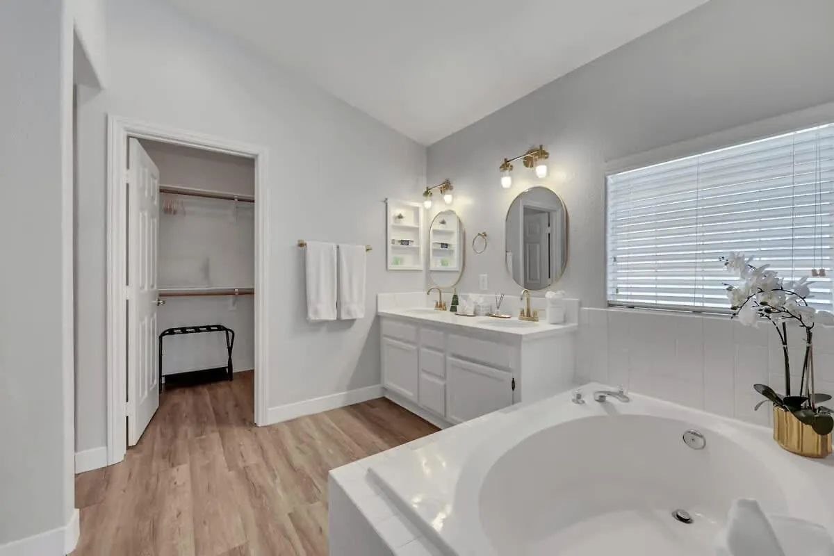 לאס וגאס Newly Remodel 4Br With Gameroom And Free Heated Spa Great For Family בית נופש